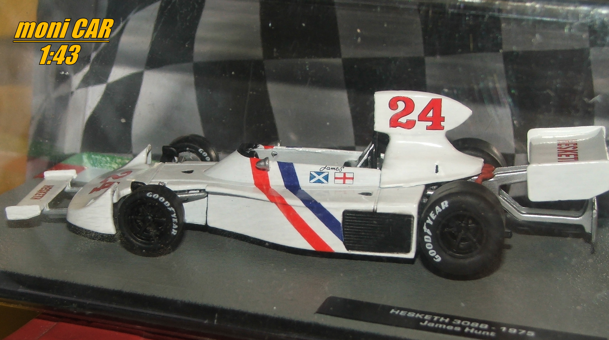 HESKETH 308B No.24 James Hunt - 1975 (1:43) Altaya/IXO