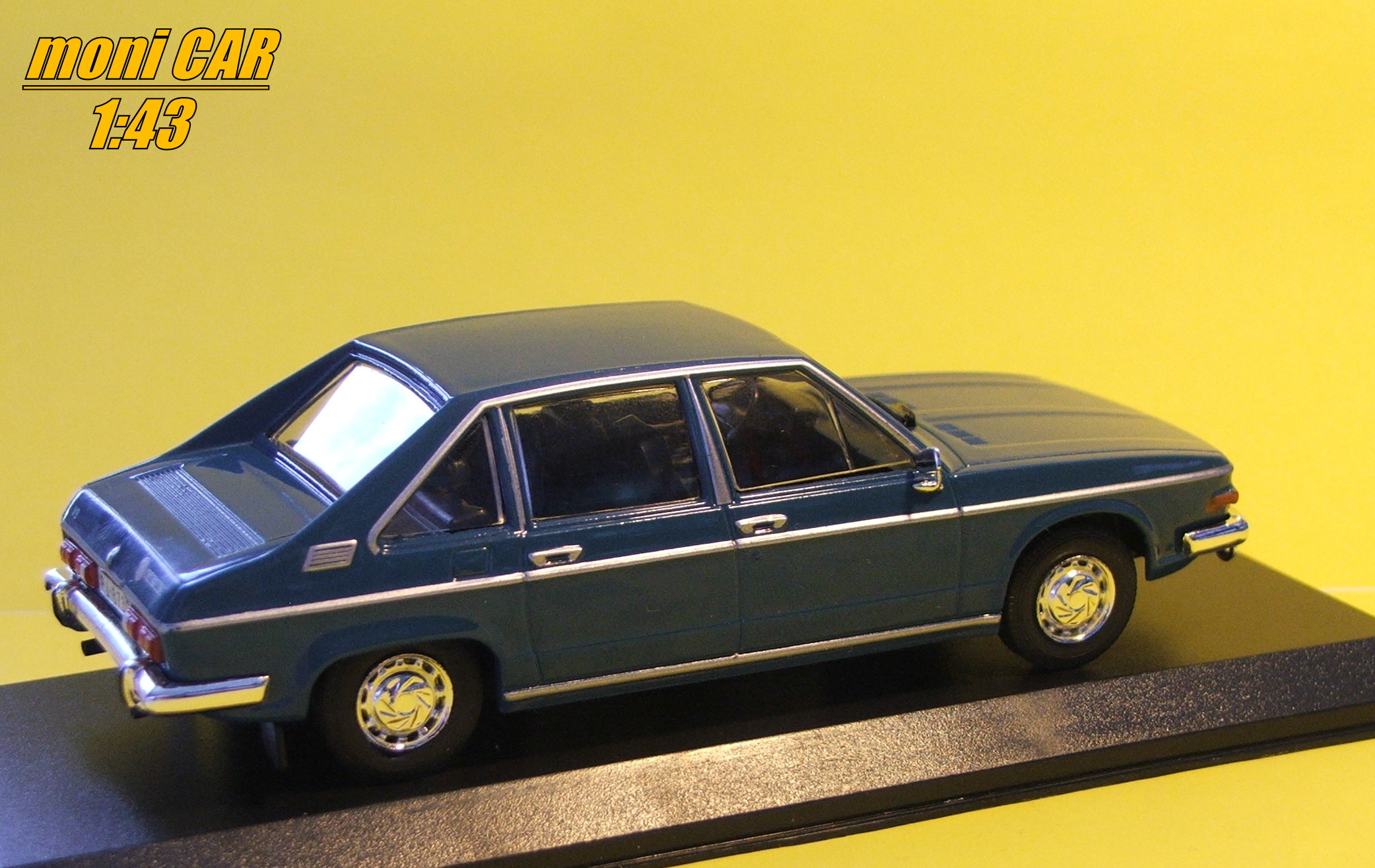 TATRA 613 blue metallic (1:43) DeAGOSTINI