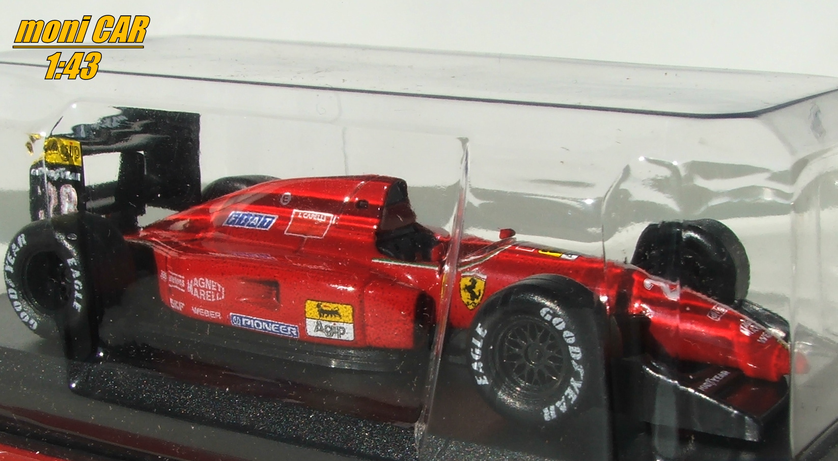 FERRARI F92 A No.28 - Ivan Capelli - 1992 (1:43) Altaya/IXO