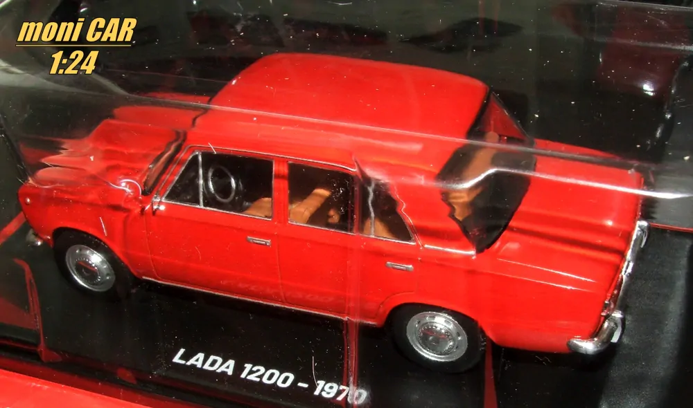 LADA 1200 - 1970 (1:24) HACHETTE