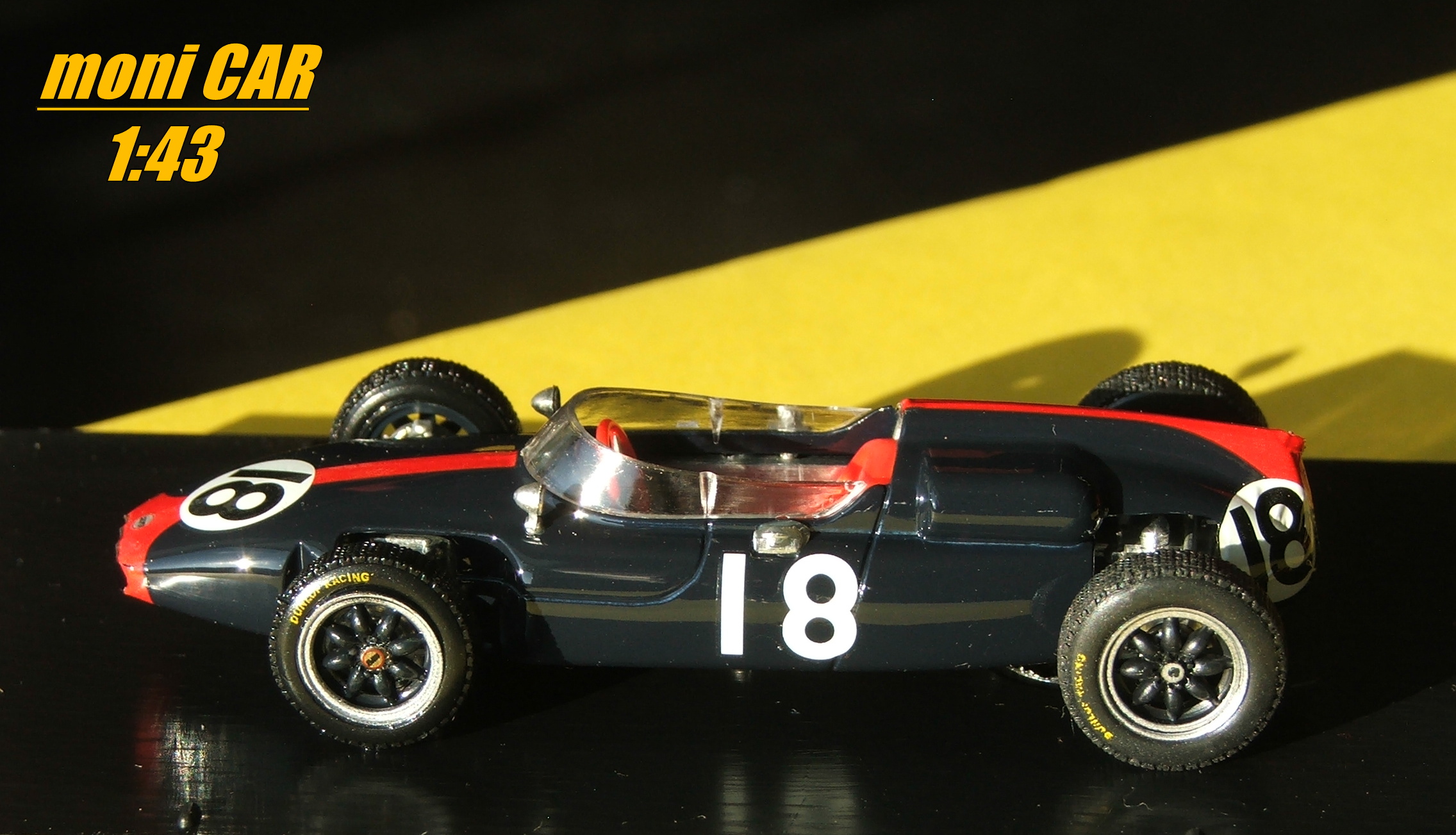 COOPER T53 No.18 - John Surtees - GP Germania 1961 (1:43) BRUMM