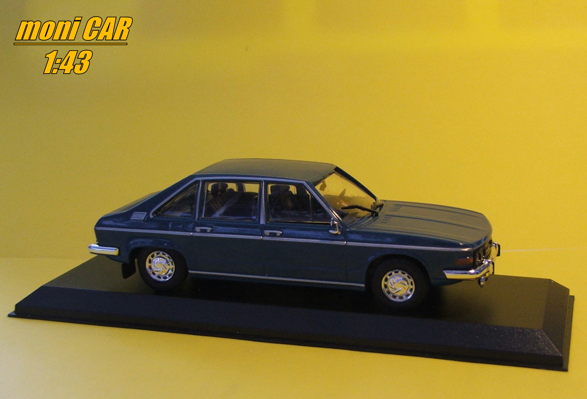 TATRA 613 blue metallic (1:43) DeAGOSTINI