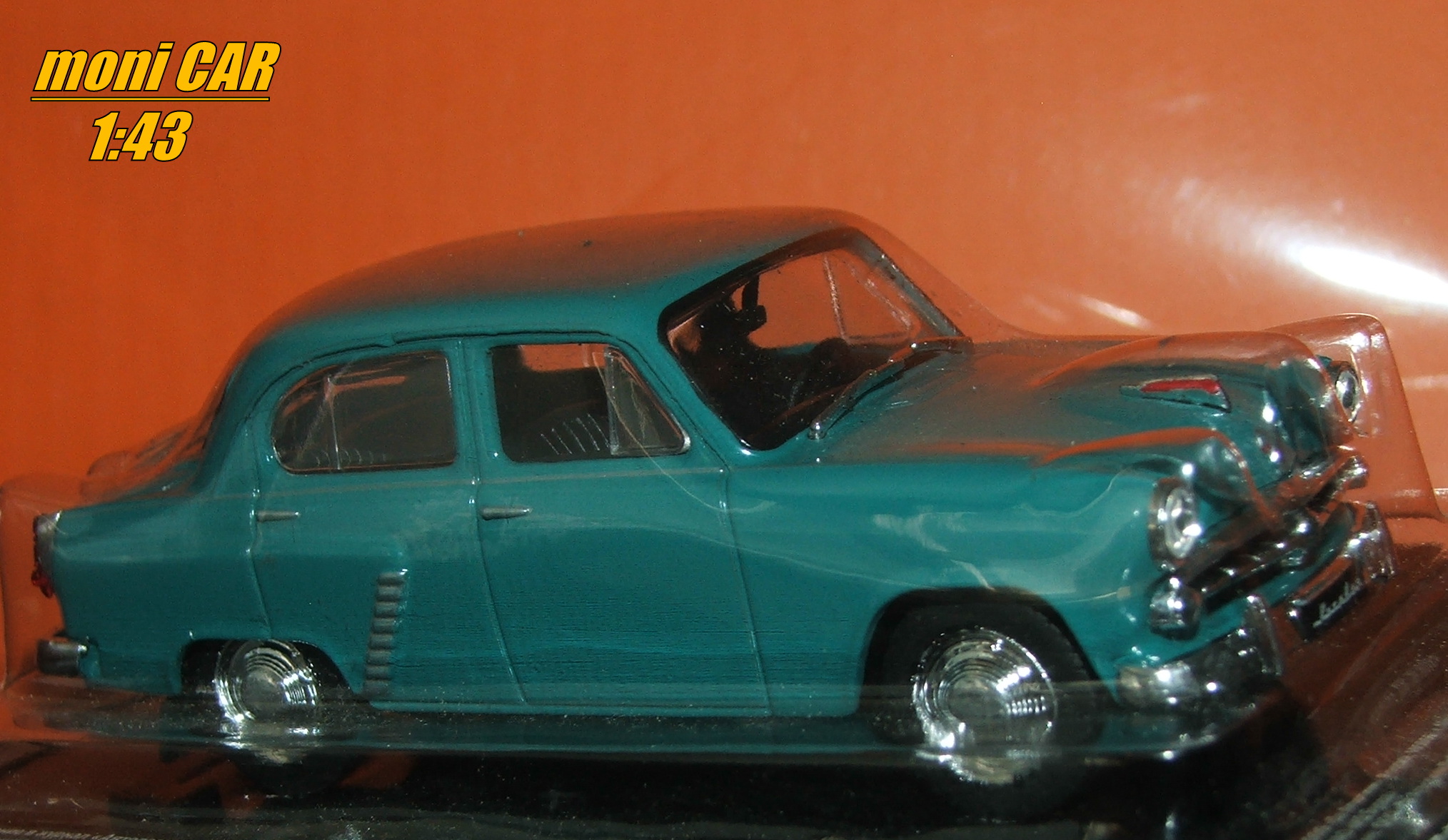 MOSKVIČ 402 1956-1958 (1:43) DeAGOSTINI