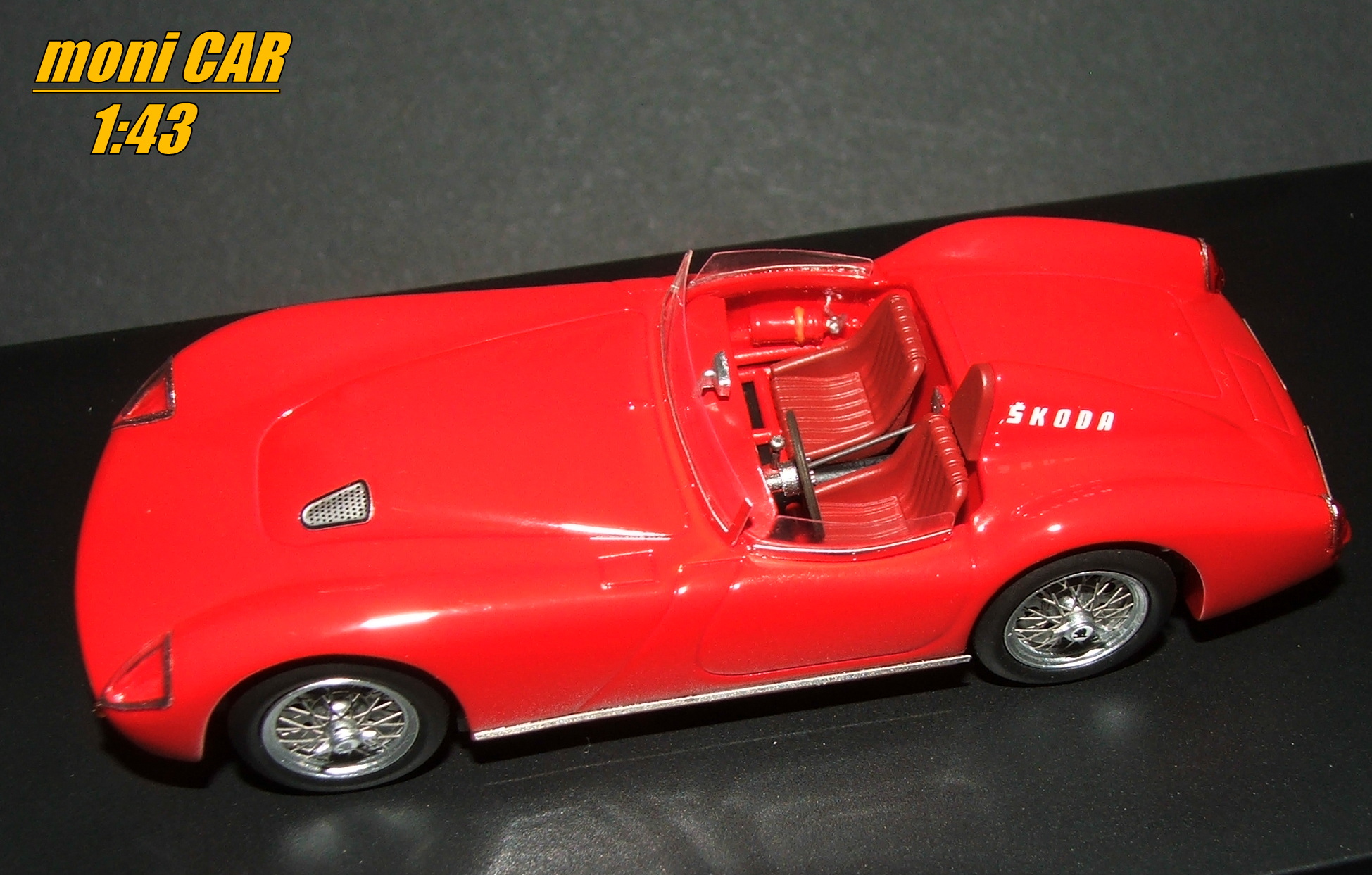 ŠKODA 1100 OHC Spider 1957 (1:43) FOX18