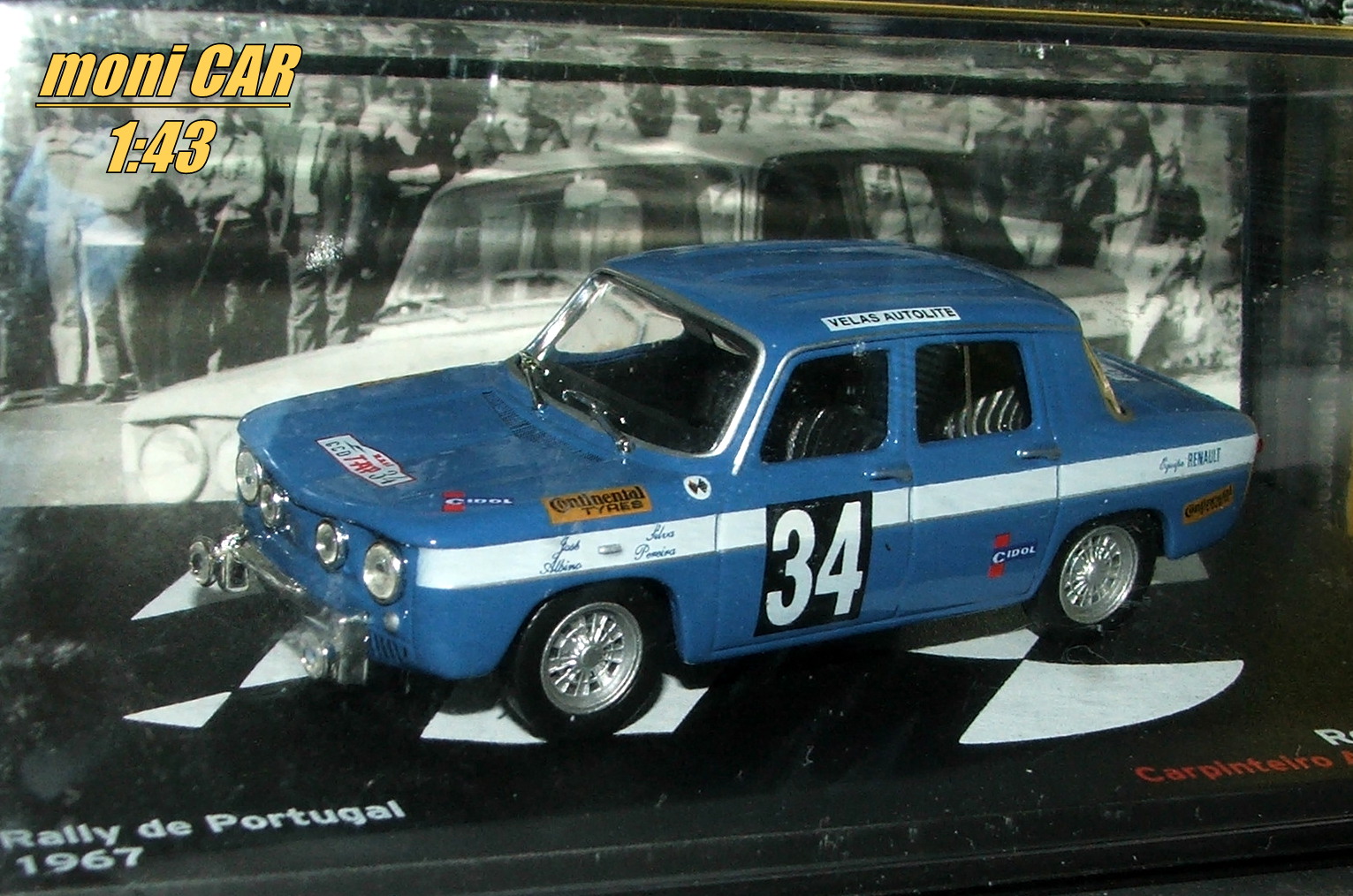RENAULT 8 Gordini No.34 - Carpinteiro Albino - Silva Pereira - Rally de Portugal 1967 (1:43) Altaya/IXO