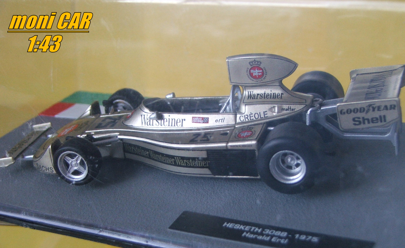 HESKETH 308B No.25 - Harald Ertl - 1975 (1:43) Altaya/IXO