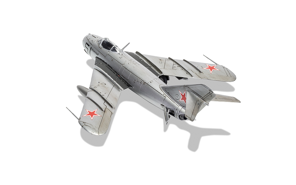 MiG-17F "Fresco" (SHENYANG J-5) (Mikoyan-Gurevich) (1:72) AIRFIX